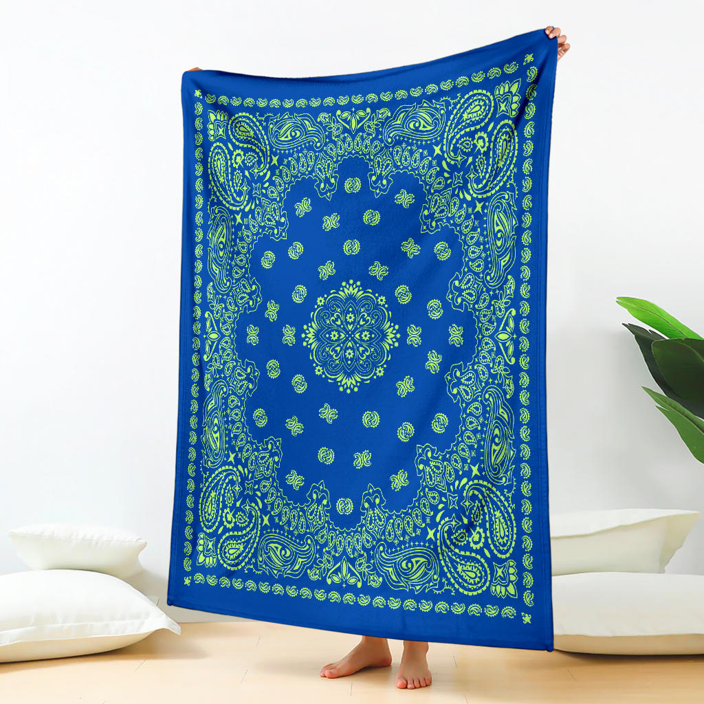 Ultra Plush 2 Lime on Cobalt Bandana Throw Blanket