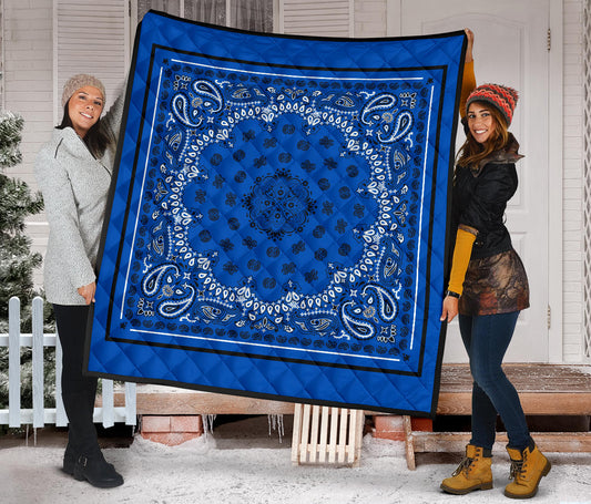 Quilt 2 Black Bandana on Blue Black Sq