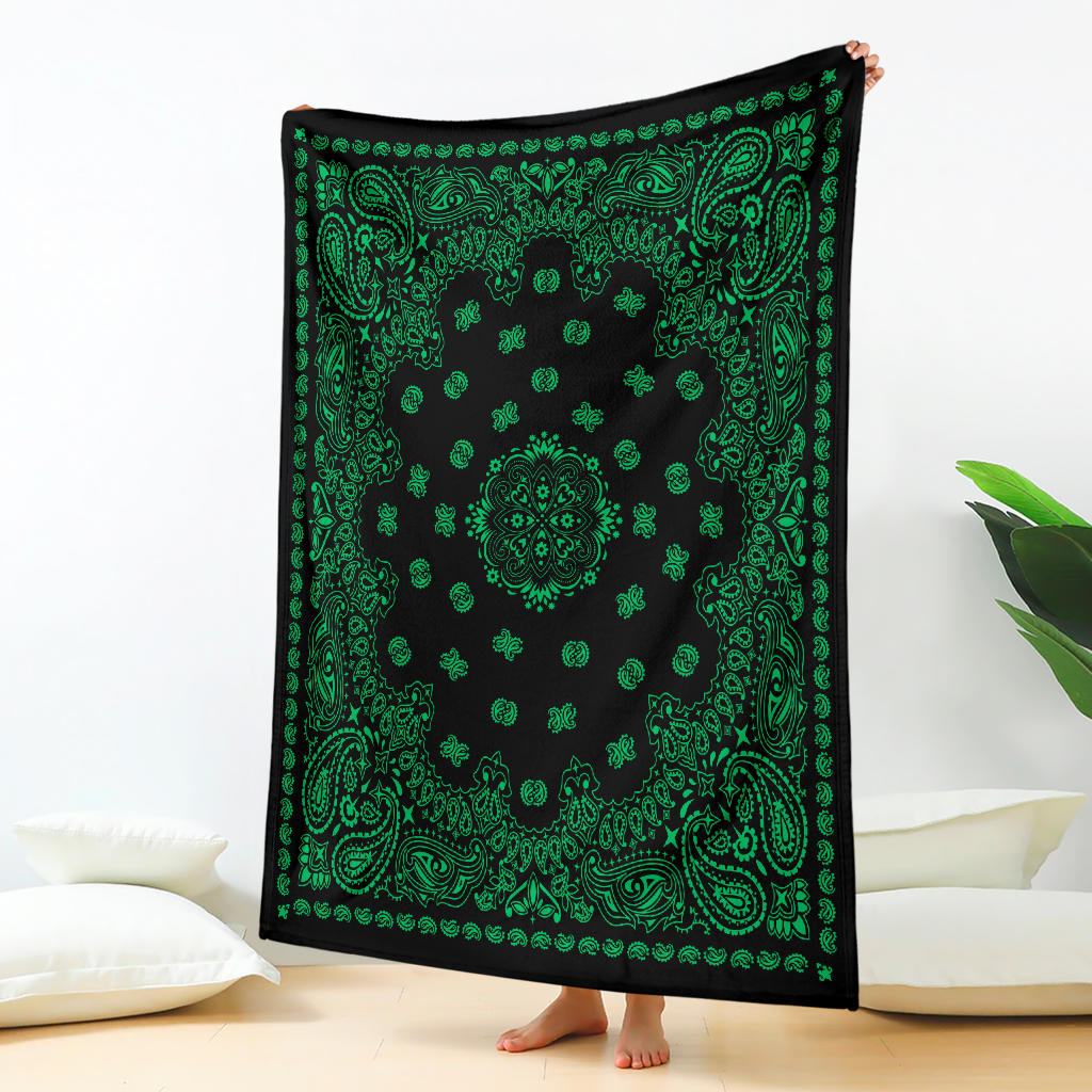 Ultra Plush 2 Green on Black Bandana Blanket Throw