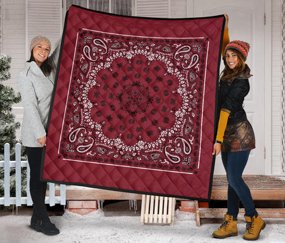Quilt 2 Black White Bandana on Maroon