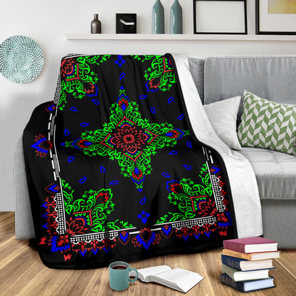 Ultra Plush 3 Pied on Black Bandana Throw Blanket