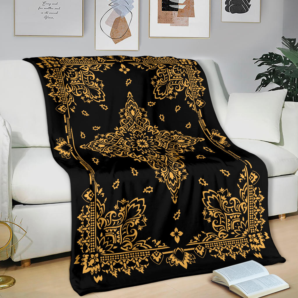 Ultra Plush 3 Peach on Black Bandana Throw Blanket