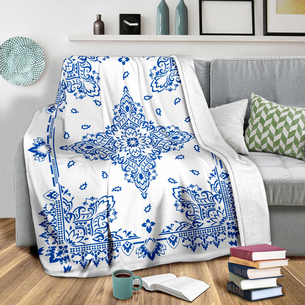 Ultra Plush 3 Blue on White Bandana Throw Blanket