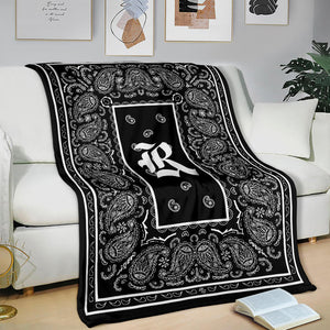 Black Ultra Plush Bandana Blanket - R oe