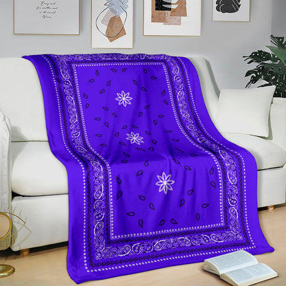 Ultra Plush 4 Black/White on Purple Bandana Throw Blanket