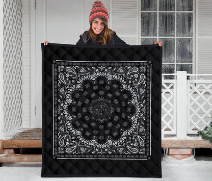 Quilt 2 Gray on Black Plain