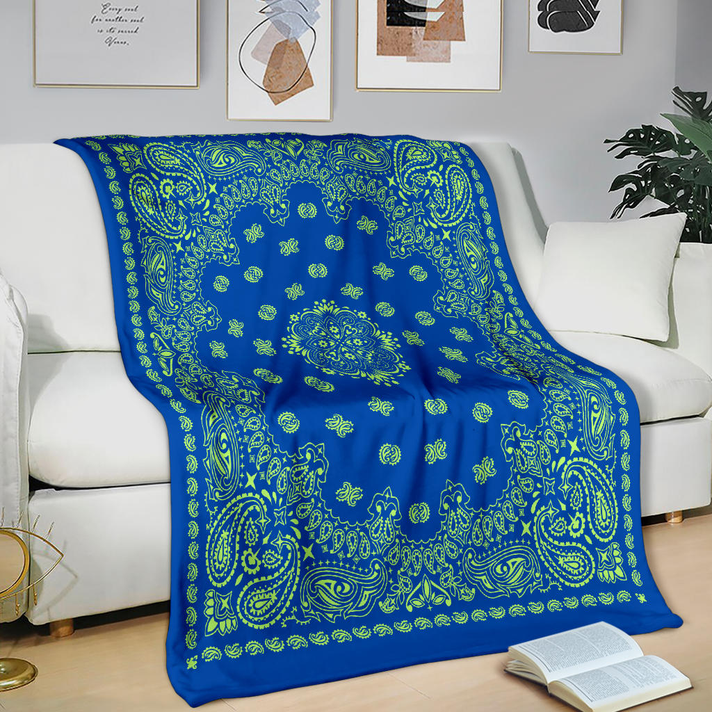 Ultra Plush 2 Lime on Cobalt Bandana Throw Blanket