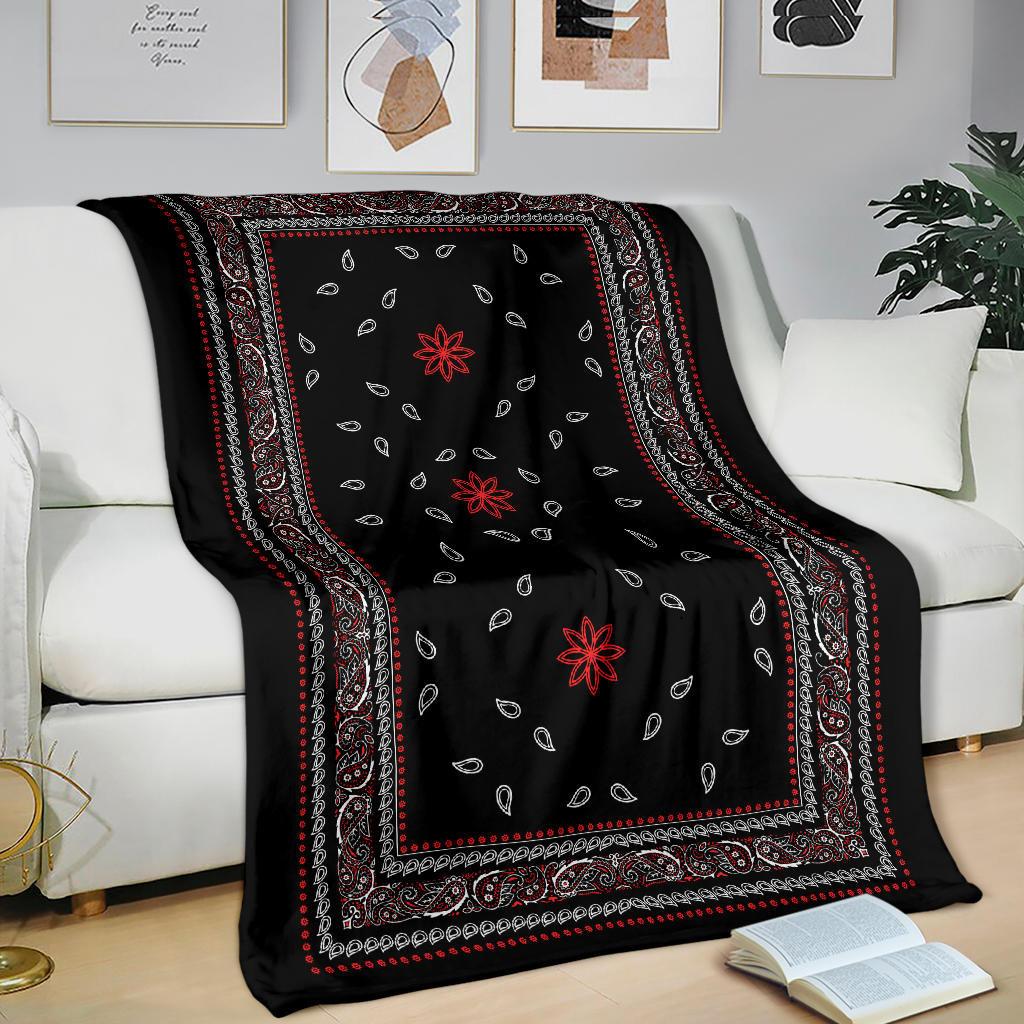 Ultra Plush 4 Red White on Black Bandana Throw Blanket