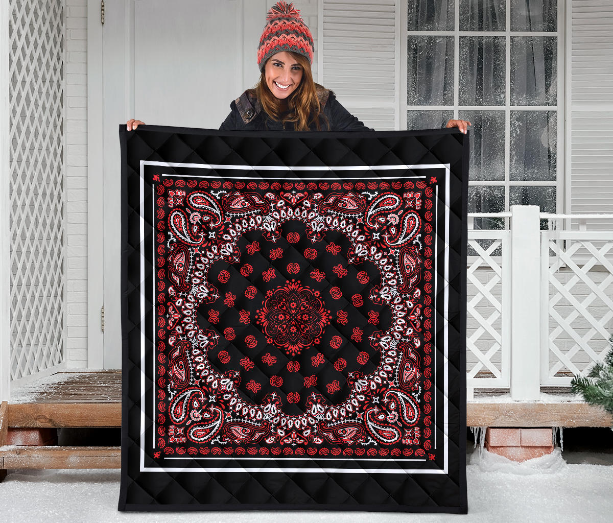 Quilt 2 Red Bandana on Black w White Sq.