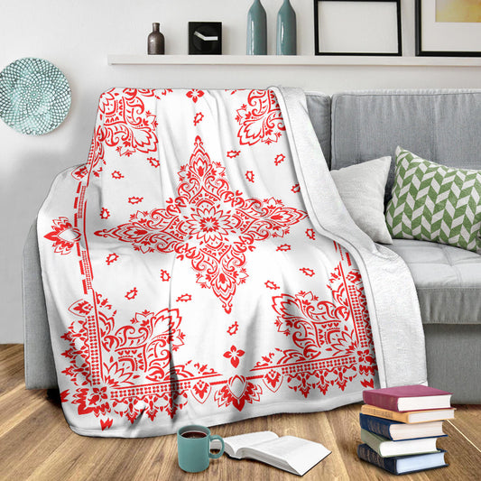 Ultra Plush 3 Red On White Bandana Throw Blanket
