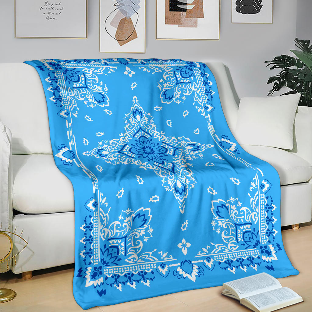 Ultra Plush 3 White and Blue on Lt Blue Bandana Throw Blanket
