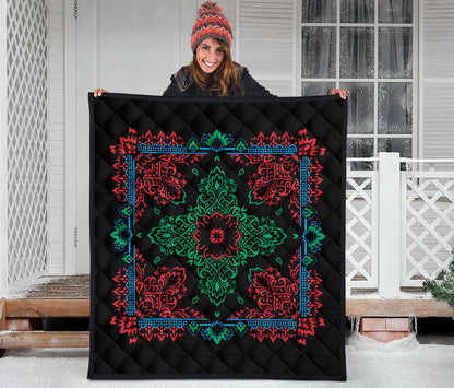 Quilt 3 Tri Color on Black