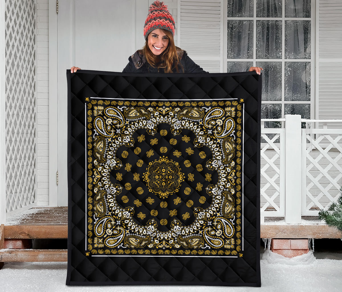 Quilt 2 Gold Bandana on Black Plain