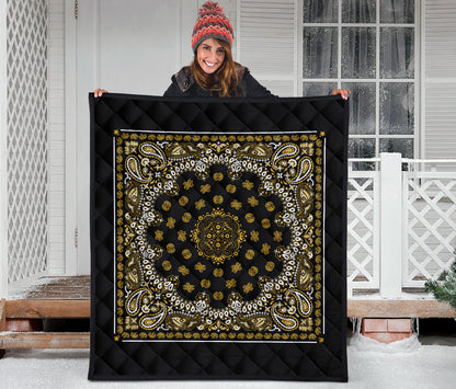 Quilt 2 Gold Bandana on Black Plain