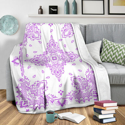 Ultra Plush 3 Magneta on White Bandana Throw Blanket