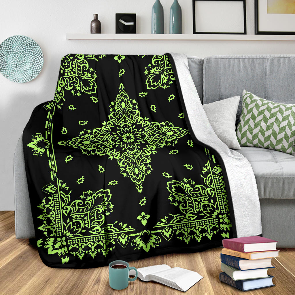 Ultra Plush 3 Lime on Black Bandana Throw Blanket