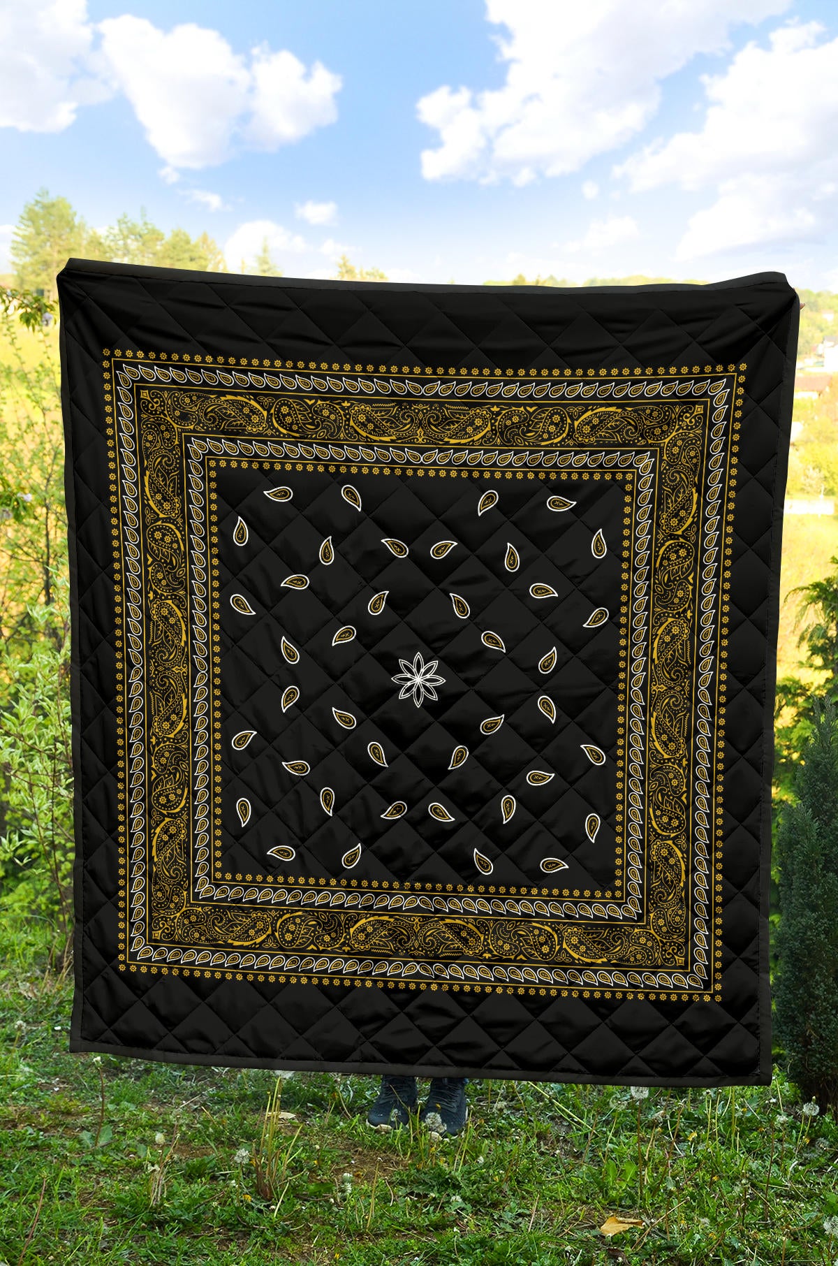 Quilt 4 Gold White and Black Bandana Quilt