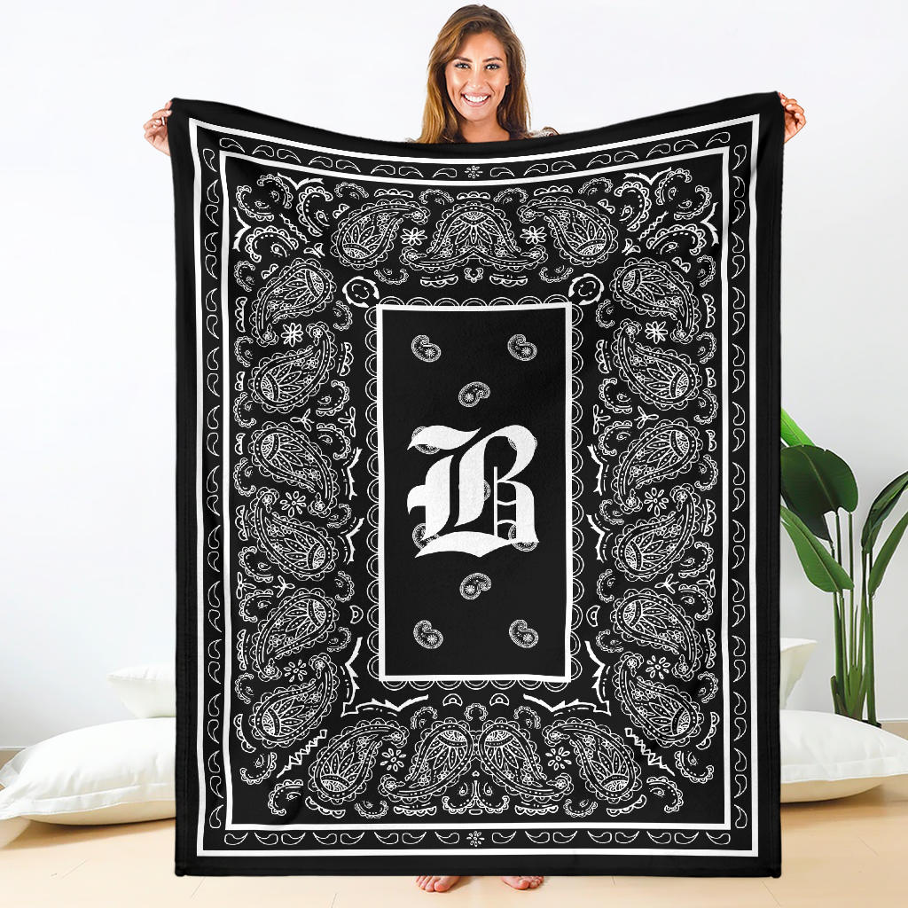 Black Ultra Plush Bandana Blanket - B oe