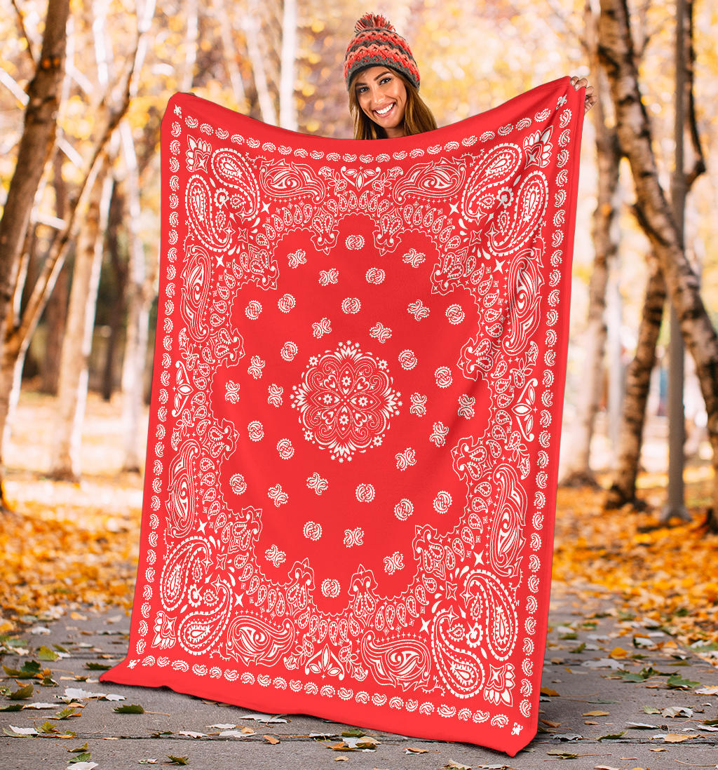 Ultra Plush 2 White on Red Bandana Throw Blanket