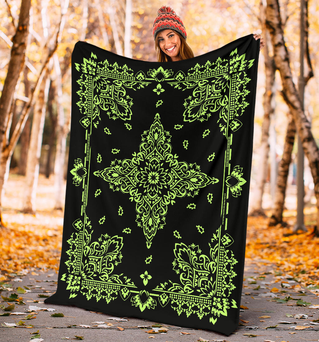 Ultra Plush 3 Lime on Black Bandana Throw Blanket