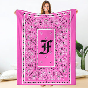 Pink Ultra Plush Bandana Blanket - F oe