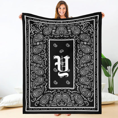 Black Ultra Plush Bandana Blanket - Y oe