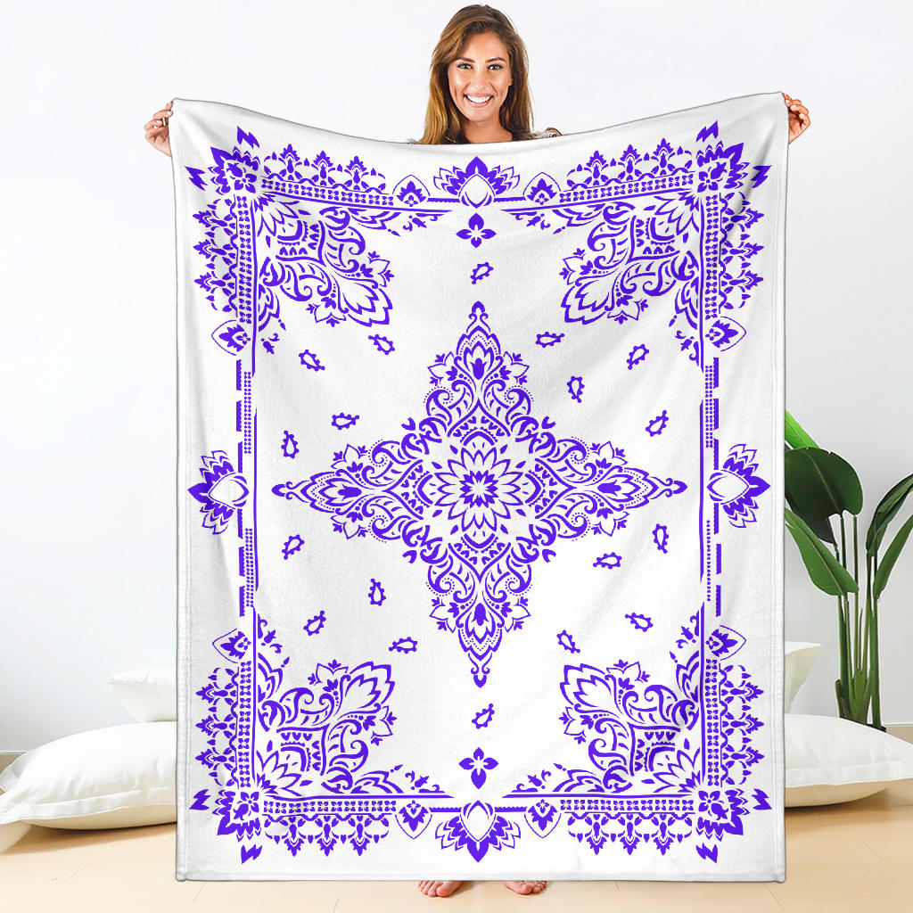 Ultra Plush 3 Violet on White Bandana Throw Blanket
