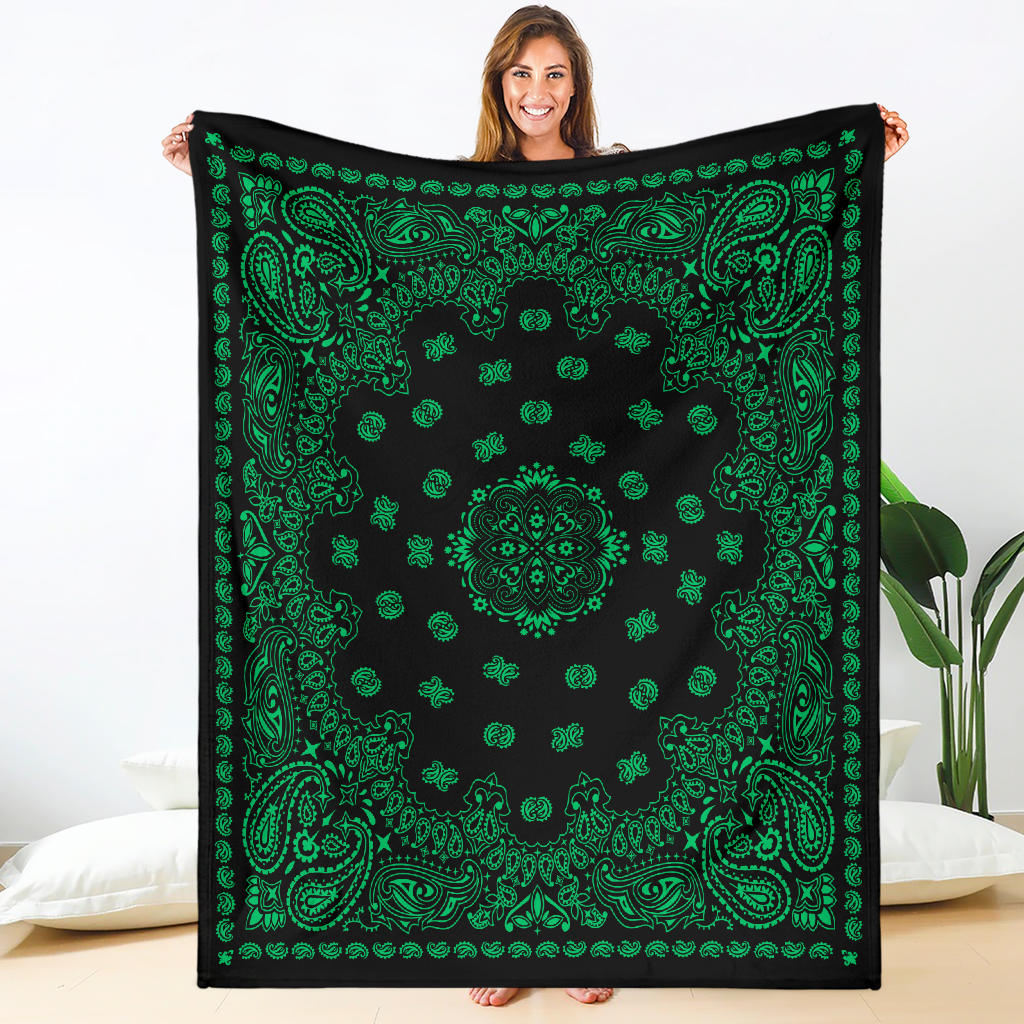 Ultra Plush 2 Green on Black Bandana Blanket Throw