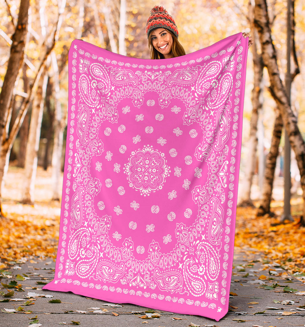 Ultra Plush 2 White on Pink Bandana Throw Blanket