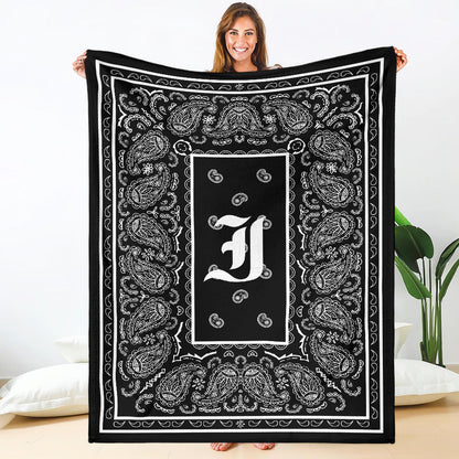 Black Ultra Plush Bandana Blanket - I oe