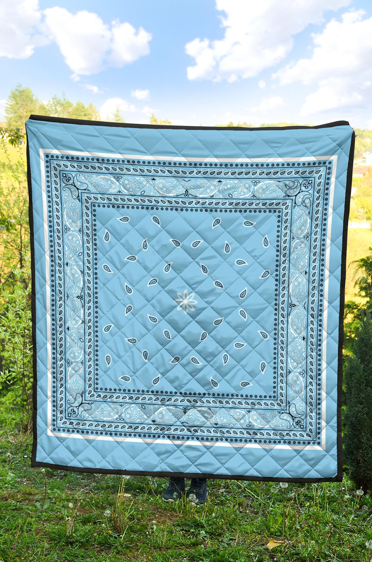 Quilt 4 White and Black Lt Blue Bandana Quilt