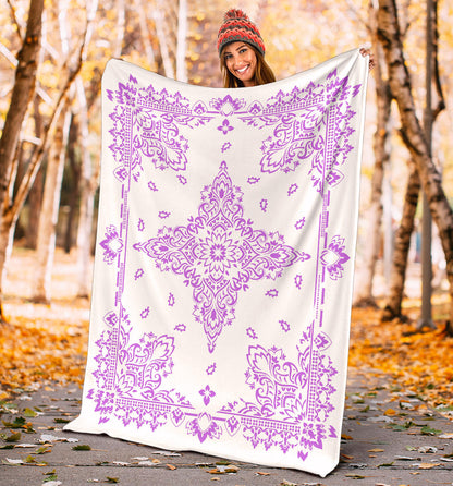Ultra Plush 3 Magneta on White Bandana Throw Blanket