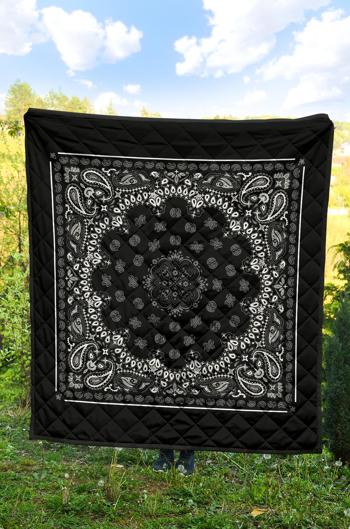 Quilt 2 Gray on Black Plain