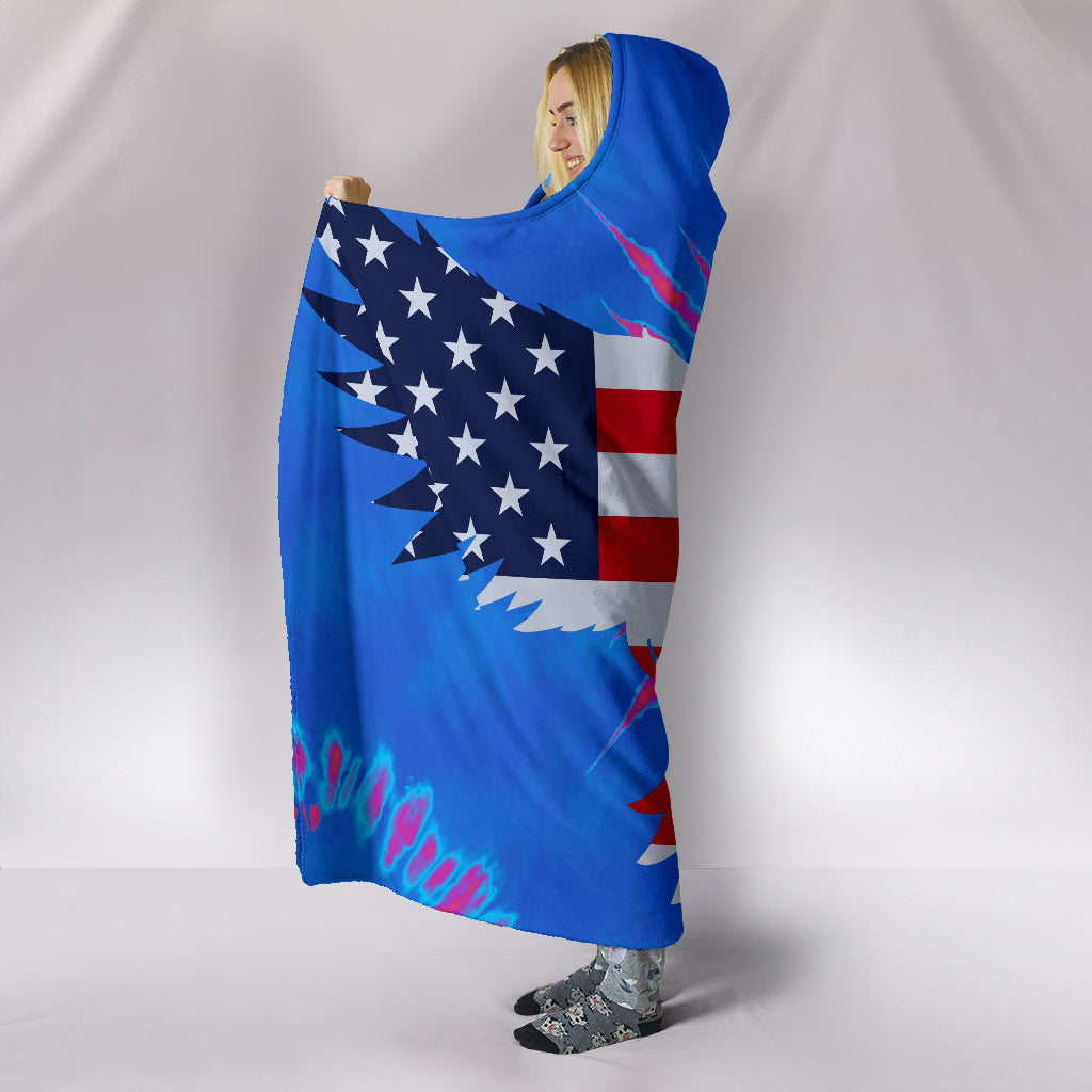 Ultimate American Eagle Hooded Blanket