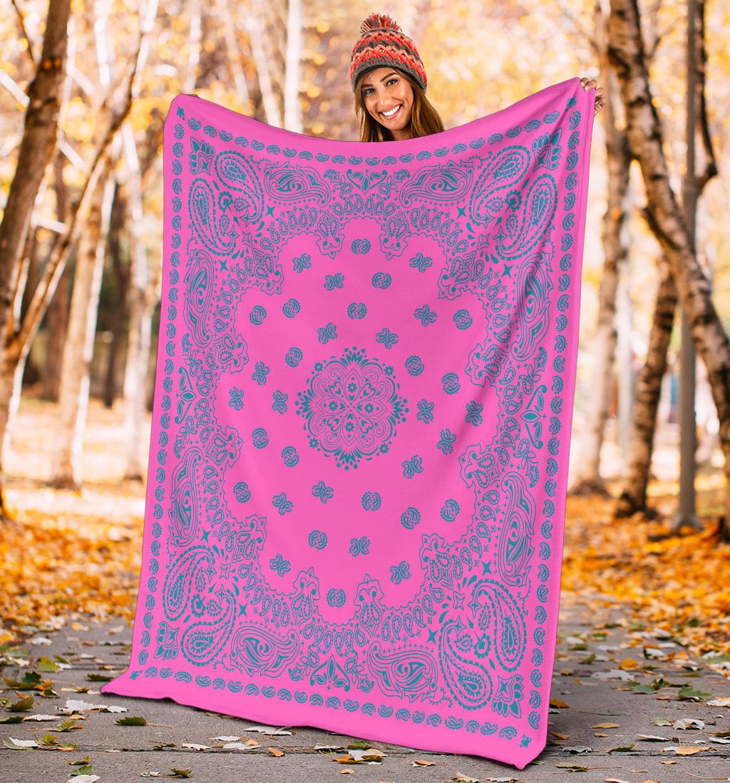 Ultra Plush 2 Teal on Pink Bandana Throw Blanket