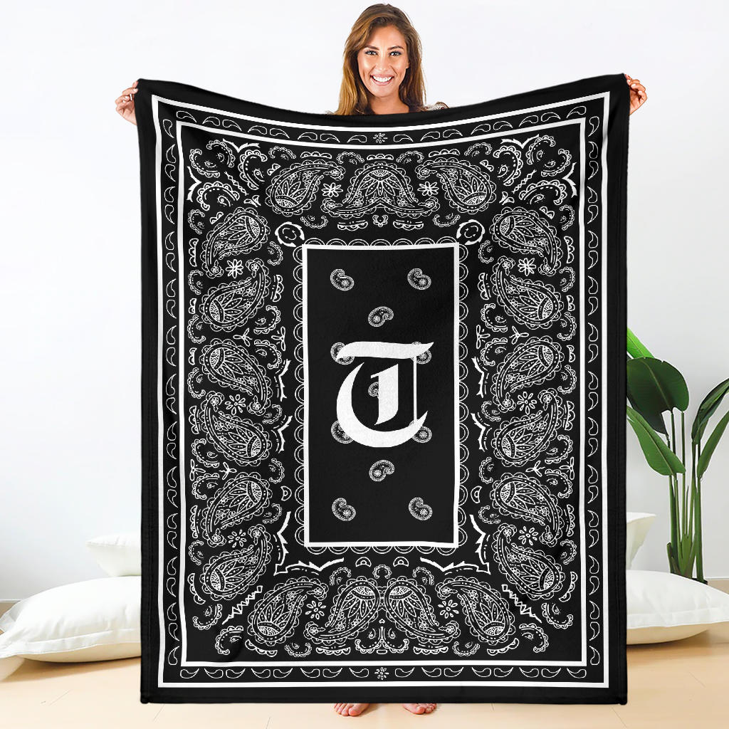 Black Ultra Plush Bandana Blanket - T oe