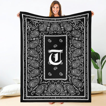 Black Ultra Plush Bandana Blanket - T oe