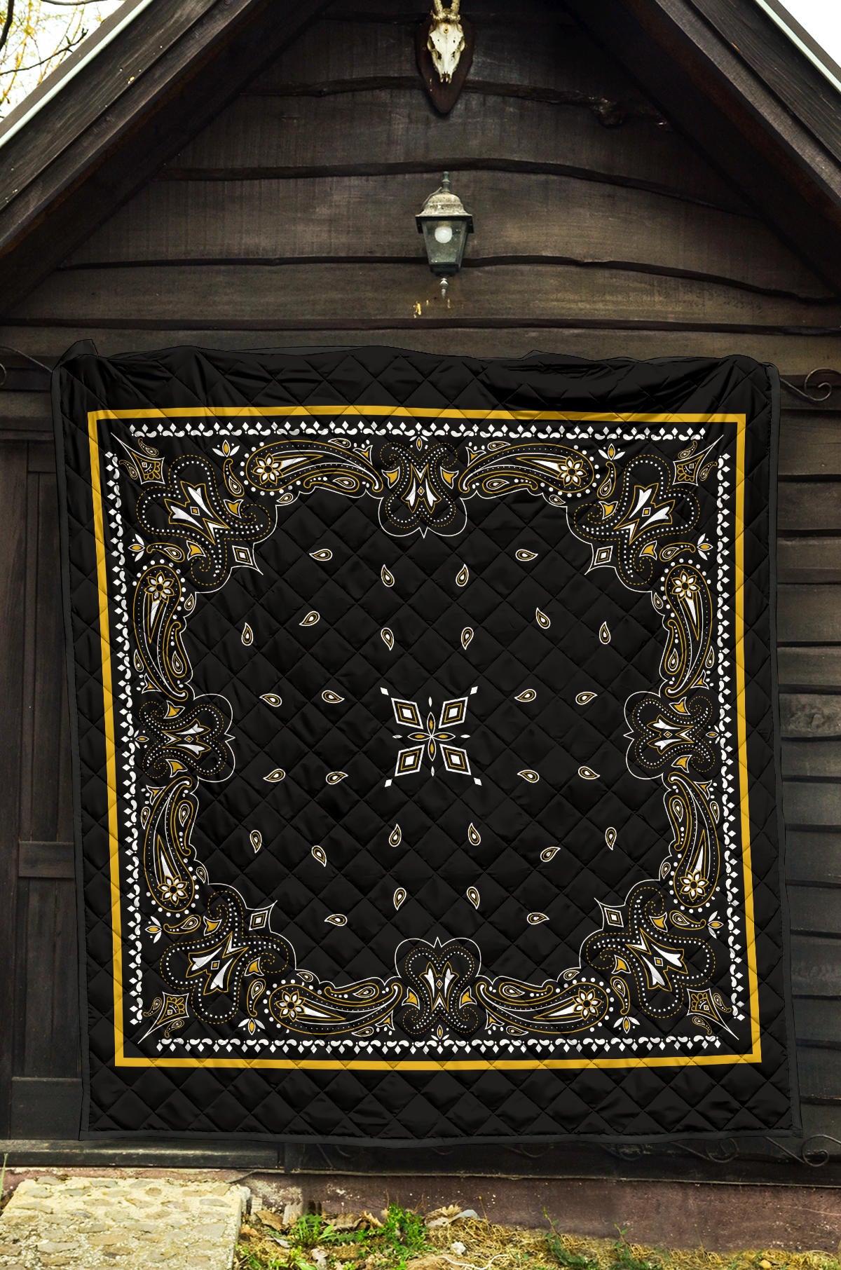 Quilt 5 Black Gold Bandana Quilt