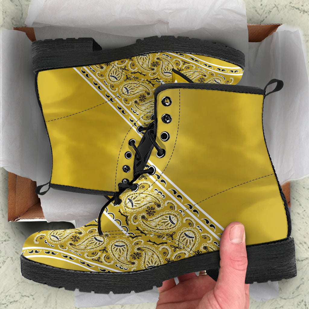 Flying V Leather Bandana Boot - Gold