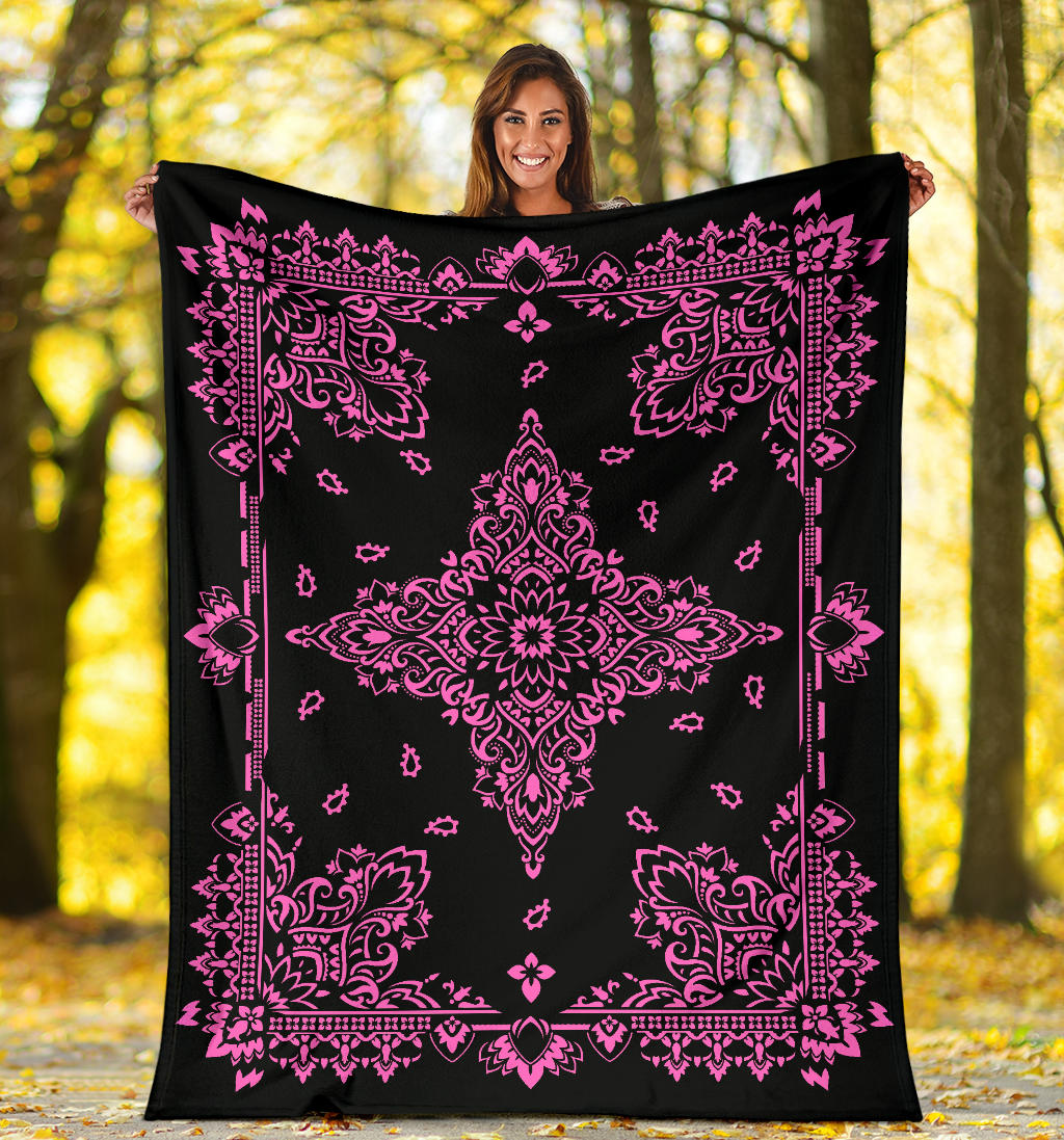 Ultra Plush 3 Pink on Black Bandana Throw Blanket