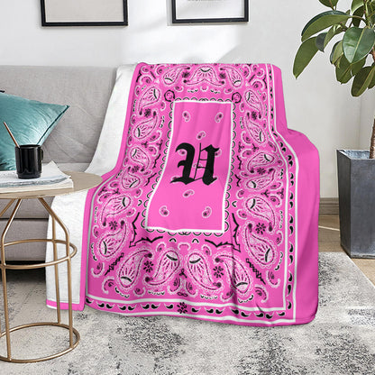 Pink Ultra Plush Bandana Blanket - U oe