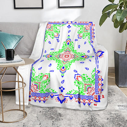 Ultra Plush 3 Pied And White Bandana Throw Blanket