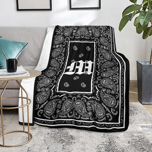Black Ultra Plush Bandana Blanket - M oe