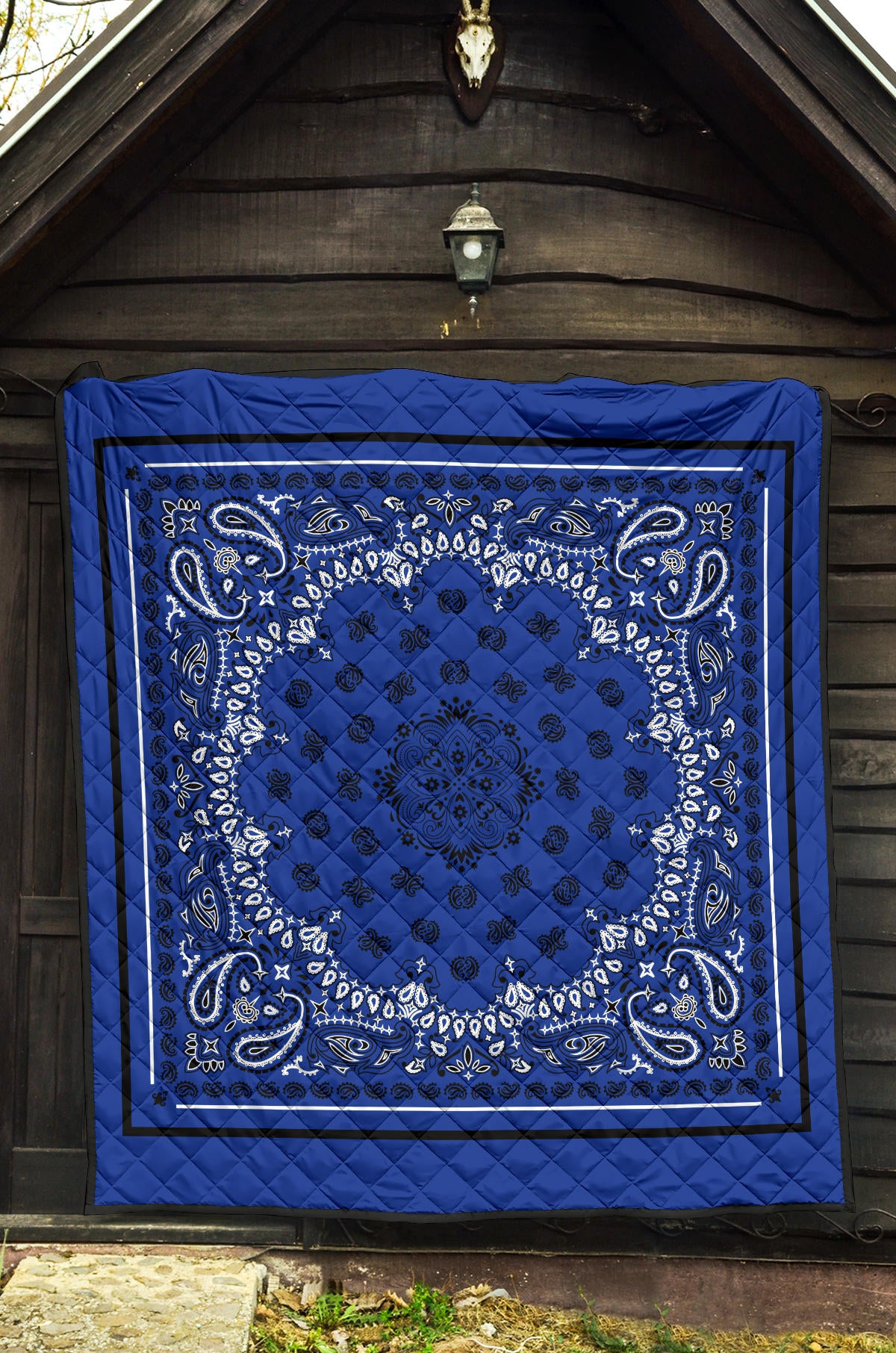 Quilt 2 Black Bandana on Blue Black Sq
