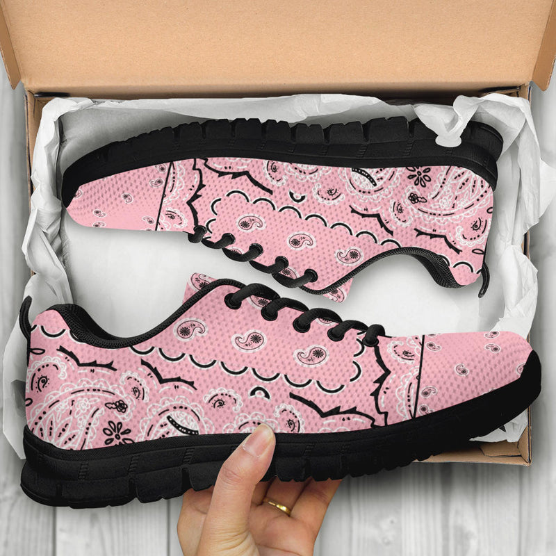 Low Top Sneaker - Strawberry Creme on Black