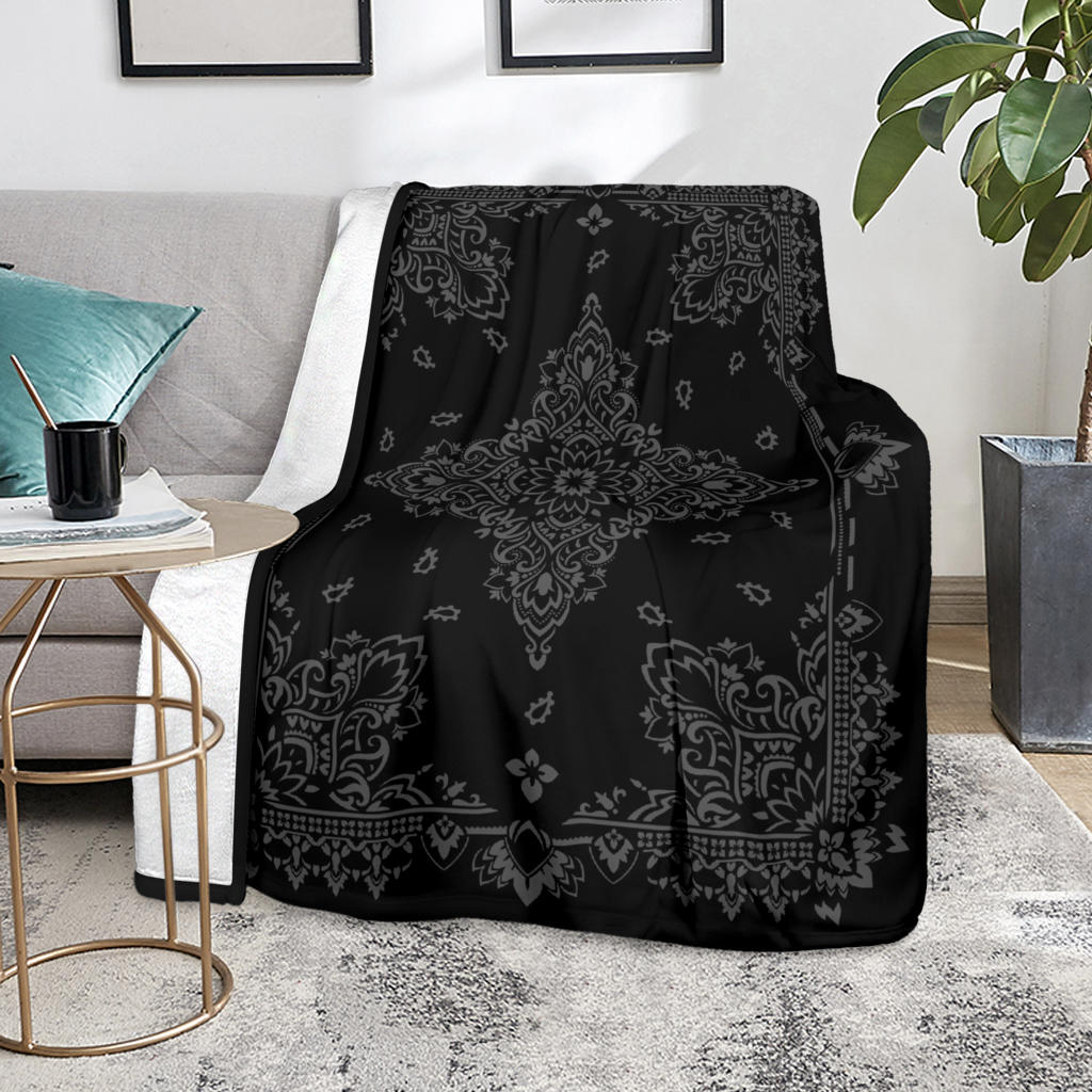 Ultra Plush 3 Gray on Black Bandana Throw Blanket