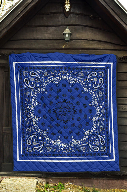 Quilt 2 Black Bandana on Blue White Sq.