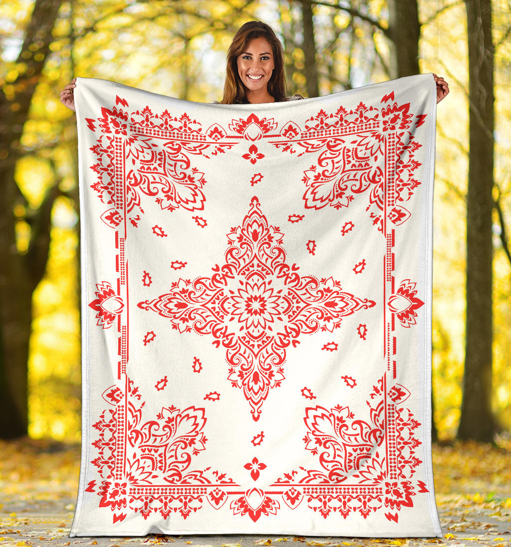 Ultra Plush 3 Red On White Bandana Throw Blanket