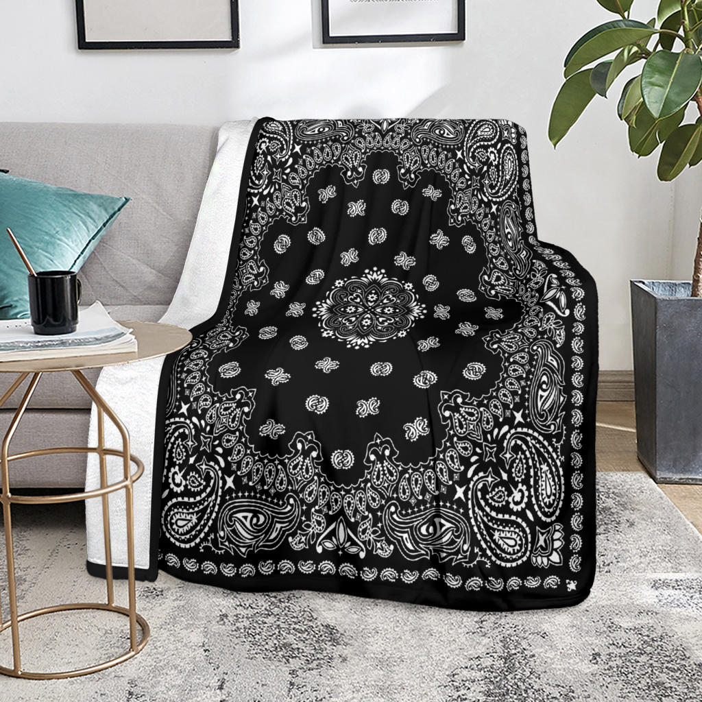 Ultra Plush 2 White on Black Bandana Throw Blanket