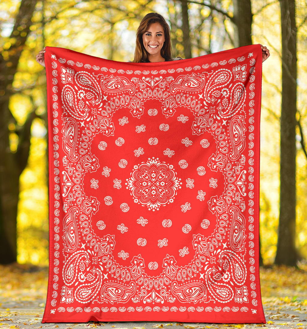 Ultra Plush 2 White on Red Bandana Throw Blanket